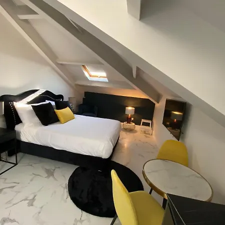 1907 Apart Otel Gijón