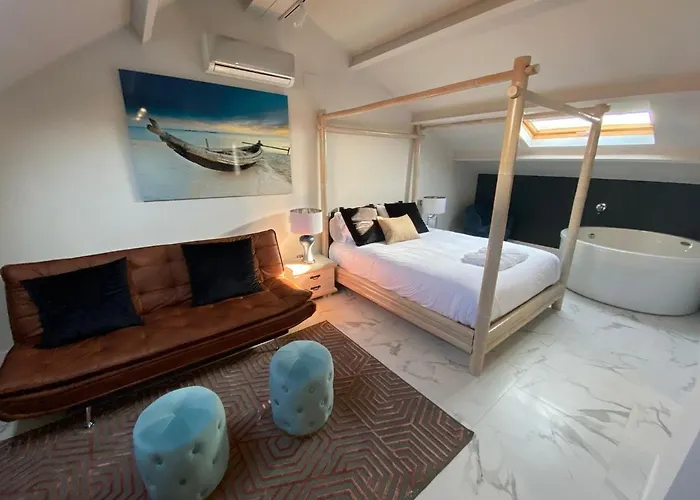 1907 Hotel apartamentowy 4*