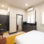 1907 Apartahotel